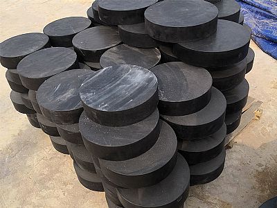 盈江县板式橡胶支座由若干层橡胶片与薄钢板经加压硫化